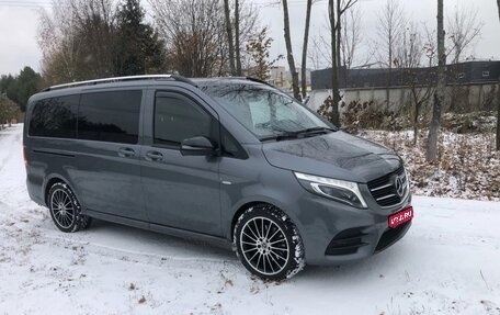 Mercedes-Benz V-Класс, 2018 год, 5 300 000 рублей, 1 фотография