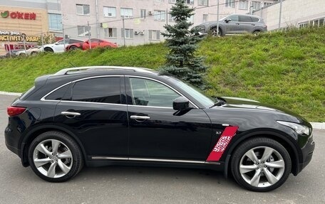 Infiniti QX70, 2017 год, 3 500 000 рублей, 14 фотография