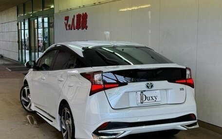 Toyota Prius IV XW50, 2021 год, 2 335 000 рублей, 7 фотография