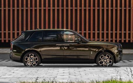 Rolls-Royce Cullinan, 2024 год, 89 139 200 рублей, 9 фотография