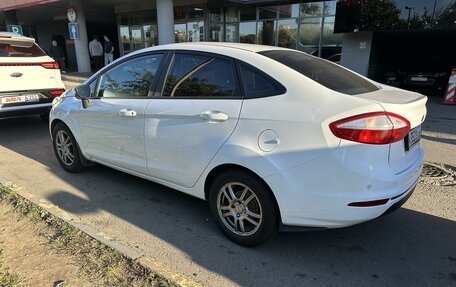 Ford Fiesta, 2016 год, 850 000 рублей, 4 фотография