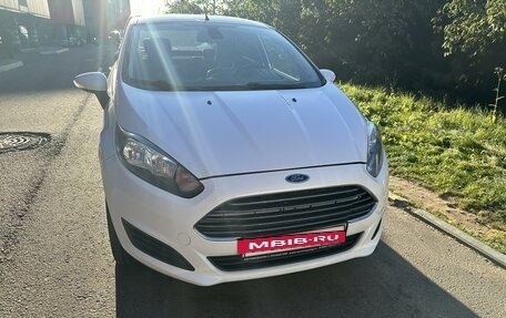 Ford Fiesta, 2016 год, 850 000 рублей, 2 фотография