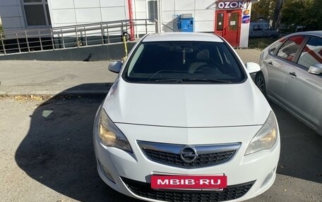 Opel Astra J, 2012 год, 850 000 рублей, 10 фотография