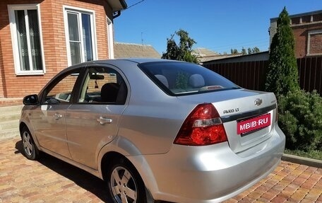 Chevrolet Aveo III, 2008 год, 555 000 рублей, 2 фотография