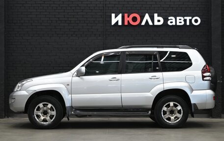 Toyota Land Cruiser Prado 120 рестайлинг, 2006 год, 2 750 000 рублей, 7 фотография