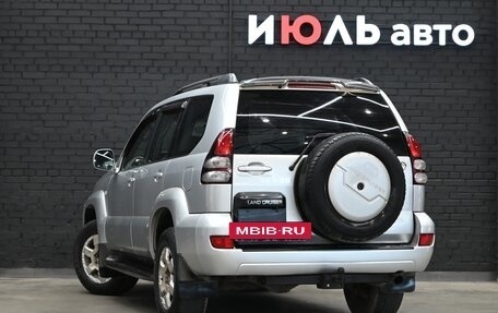 Toyota Land Cruiser Prado 120 рестайлинг, 2006 год, 2 750 000 рублей, 5 фотография