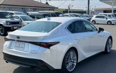 Lexus IS III, 2020 год, 3 950 000 рублей, 6 фотография