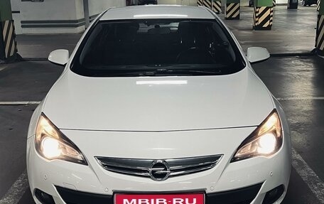 Opel Astra J, 2012 год, 900 000 рублей, 1 фотография