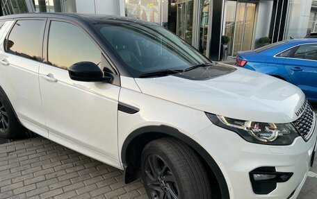 Land Rover Discovery Sport I рестайлинг, 2018 год, 2 899 000 рублей, 2 фотография