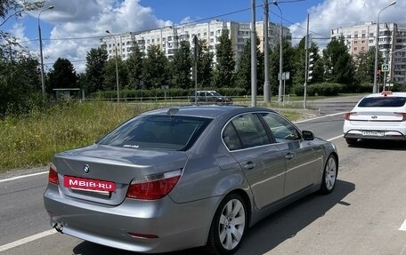 BMW 5 серия, 2004 год, 1 325 000 рублей, 13 фотография