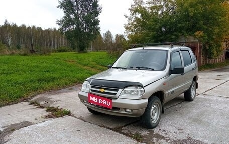 Chevrolet Niva I рестайлинг, 2008 год, 350 000 рублей, 3 фотография