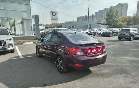 Hyundai Solaris II рестайлинг, 2011 год, 907 000 рублей, 7 фотография