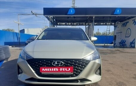 Hyundai Solaris II рестайлинг, 2020 год, 1 600 000 рублей, 4 фотография