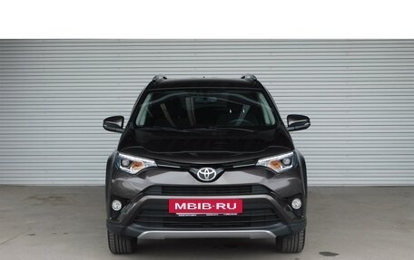 Toyota RAV4, 2018 год, 2 780 000 рублей, 2 фотография