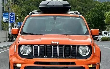 Jeep Renegade I рестайлинг, 2021 год, 1 400 000 рублей, 2 фотография