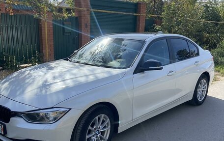 BMW 3 серия, 2014 год, 1 560 000 рублей, 4 фотография