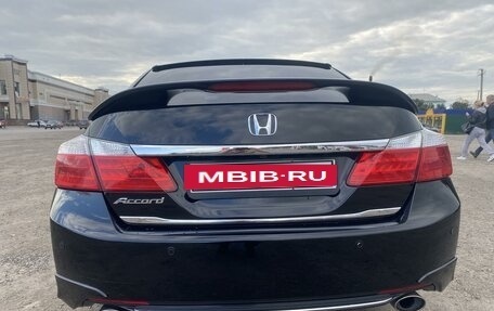 Honda Accord IX рестайлинг, 2013 год, 2 100 000 рублей, 4 фотография