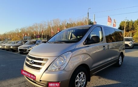 Hyundai H-1 II рестайлинг, 2014 год, 2 370 000 рублей, 3 фотография