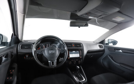 Volkswagen Jetta VI, 2012 год, 920 000 рублей, 4 фотография