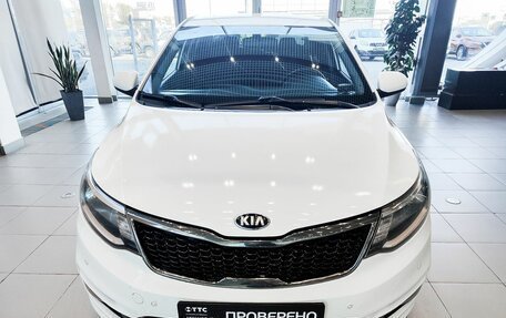 KIA Rio III рестайлинг, 2015 год, 1 387 600 рублей, 2 фотография