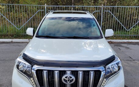 Toyota Land Cruiser Prado 150 рестайлинг 2, 2015 год, 4 590 000 рублей, 5 фотография