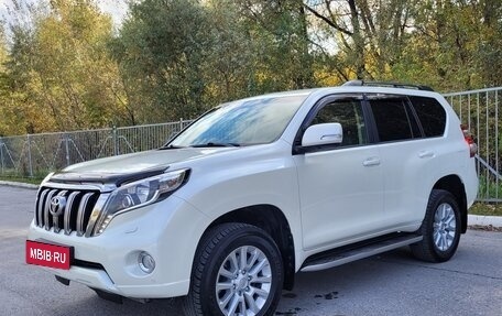 Toyota Land Cruiser Prado 150 рестайлинг 2, 2015 год, 4 590 000 рублей, 7 фотография