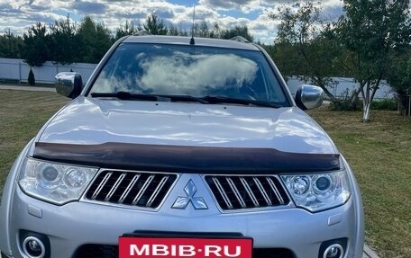 Mitsubishi Pajero Sport II рестайлинг, 2011 год, 1 900 000 рублей, 4 фотография