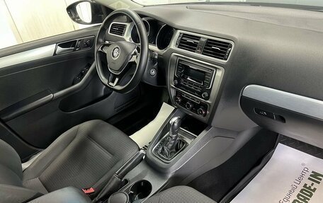 Volkswagen Jetta VI, 2018 год, 1 545 000 рублей, 14 фотография