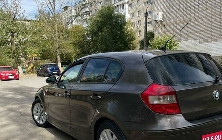 BMW 1 серия, 2006 год, 1 100 000 рублей, 6 фотография