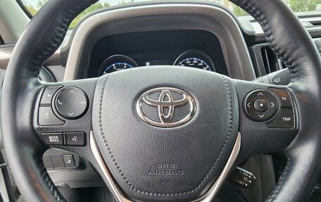 Toyota RAV4, 2017 год, 2 790 000 рублей, 9 фотография