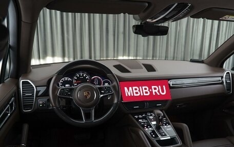 Porsche Cayenne III, 2019 год, 8 899 000 рублей, 6 фотография