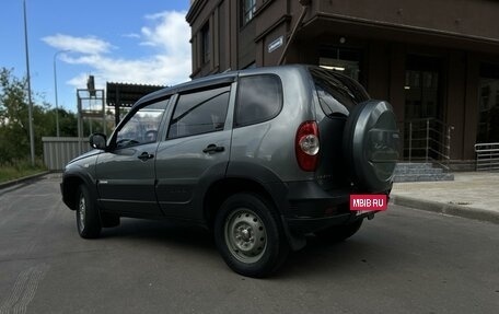 Chevrolet Niva I рестайлинг, 2014 год, 650 000 рублей, 3 фотография