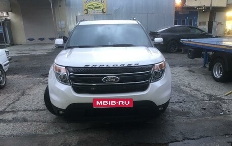 Ford Explorer VI, 2013 год, 1 950 000 рублей, 1 фотография