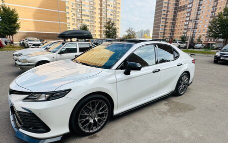 Toyota Camry, 2023 год, 4 300 000 рублей, 2 фотография