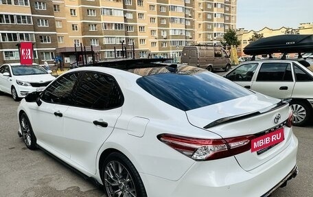 Toyota Camry, 2023 год, 4 300 000 рублей, 7 фотография