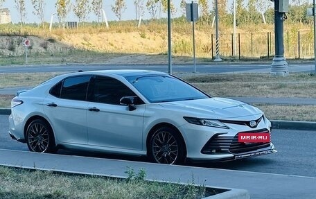 Toyota Camry, 2023 год, 4 300 000 рублей, 12 фотография