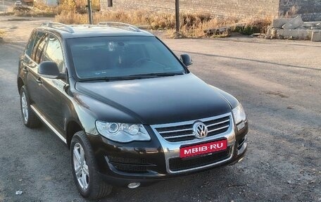 Volkswagen Touareg III, 2010 год, 1 730 000 рублей, 1 фотография