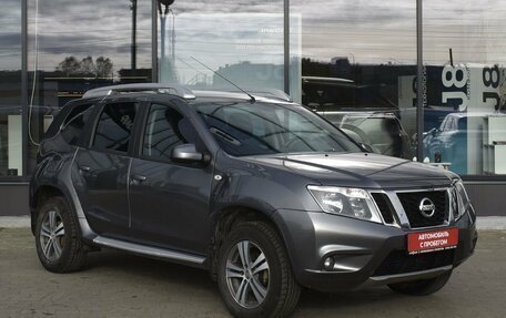 Nissan Terrano III, 2016 год, 1 370 000 рублей, 2 фотография