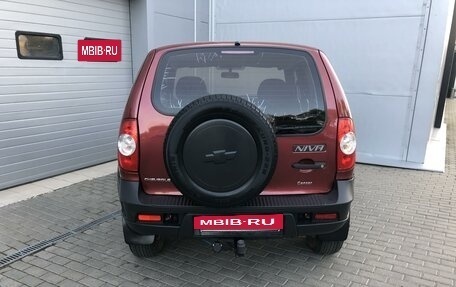 Chevrolet Niva I рестайлинг, 2010 год, 480 000 рублей, 4 фотография