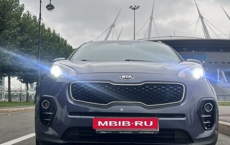 KIA Sportage IV рестайлинг, 2018 год, 2 199 000 рублей, 2 фотография