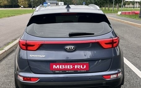 KIA Sportage IV рестайлинг, 2018 год, 2 199 000 рублей, 8 фотография