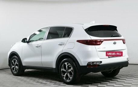 KIA Sportage IV рестайлинг, 2021 год, 2 449 000 рублей, 7 фотография