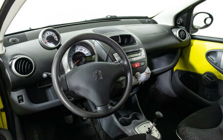 Peugeot 107 I рестайлинг, 2010 год, 599 000 рублей, 11 фотография