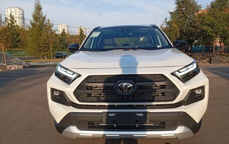 Toyota RAV4, 2024 год, 4 550 000 рублей, 3 фотография