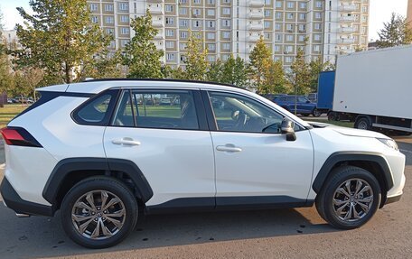 Toyota RAV4, 2024 год, 4 550 000 рублей, 8 фотография