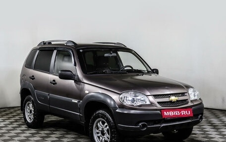 Chevrolet Niva I рестайлинг, 2015 год, 889 000 рублей, 3 фотография