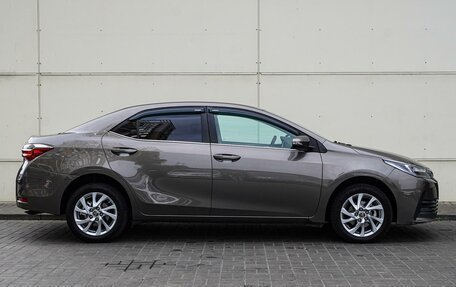 Toyota Corolla, 2016 год, 1 675 000 рублей, 5 фотография