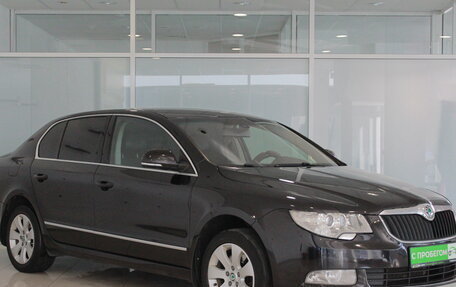 Skoda Superb III рестайлинг, 2012 год, 1 079 000 рублей, 7 фотография