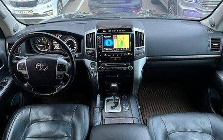 Toyota Land Cruiser 200, 2015 год, 3 550 000 рублей, 17 фотография