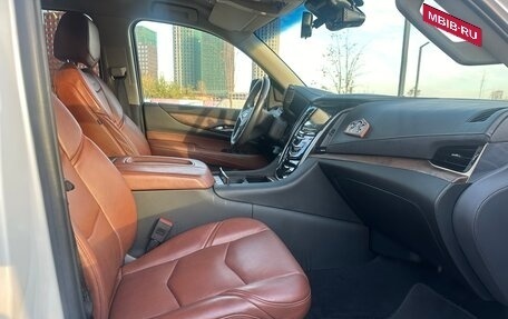 Cadillac Escalade IV, 2019 год, 7 499 000 рублей, 10 фотография